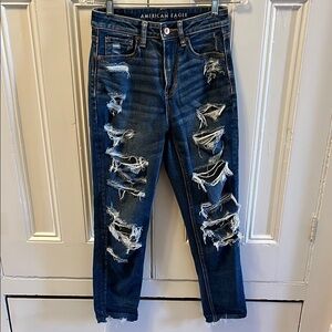 American Eagle Outfitters Women's Distressed Blue Jeans